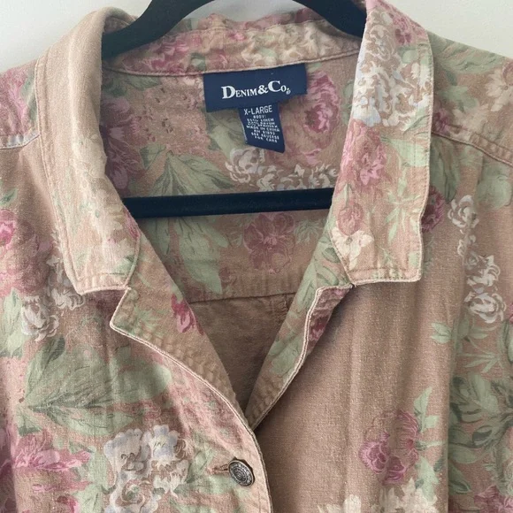 Floral Jacket - Picture 3 of 3